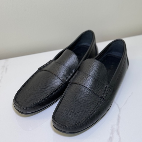 Black Leather Louis Vuitton Men Loafer main image 5